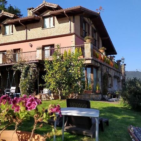 Casa Rural Goiena Mungia Bagian luar foto