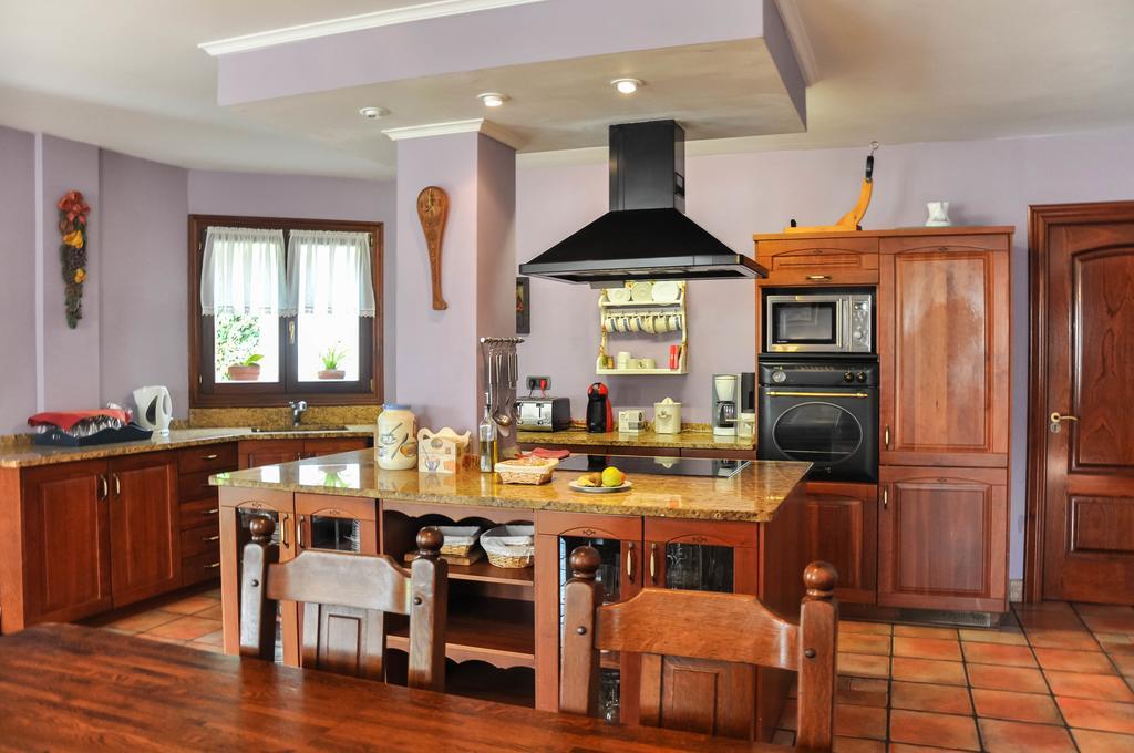 Casa Rural Goiena Mungia Bagian luar foto
