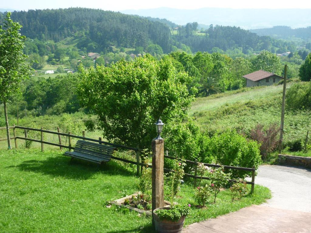 Casa Rural Goiena Mungia Bagian luar foto